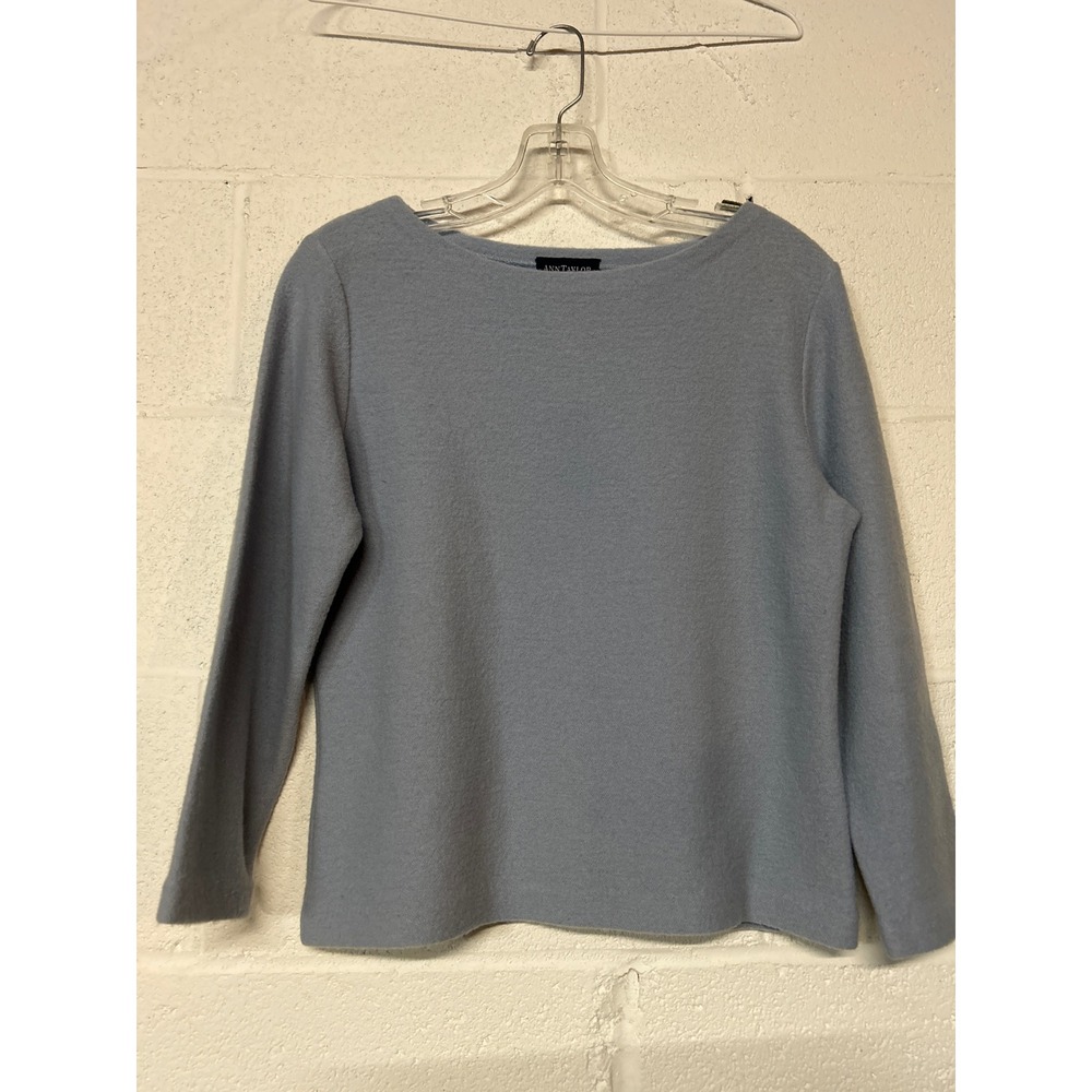 Ann Taylor Light Blue 100% Wool Boat Neck Long Sleeve Sweater Small JC13